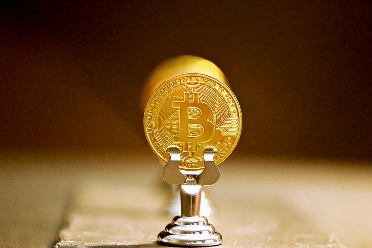 Bitcoin Buy Signal Confirmed? Analysts Highlight Key Reversal Zone In Play