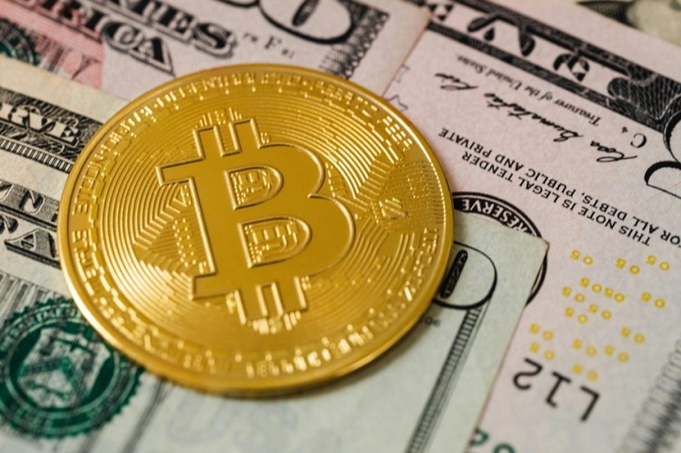 Bitcoin Slips Below STH Cost Basis – Why This Could Be A Buy Signal?